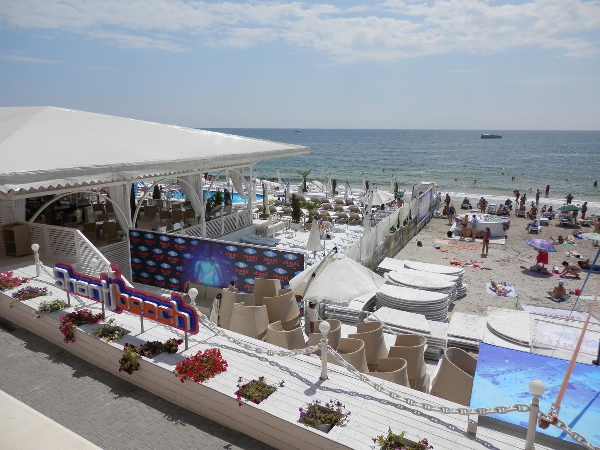 Аркадия Апартаменты На Первой Линии От Моря Odessa Exterior foto